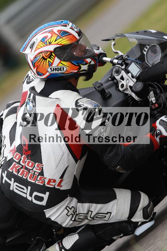 Archiv-2022/13 25.04.2022 Plüss Moto Sport ADR/Freies Fahren/backside